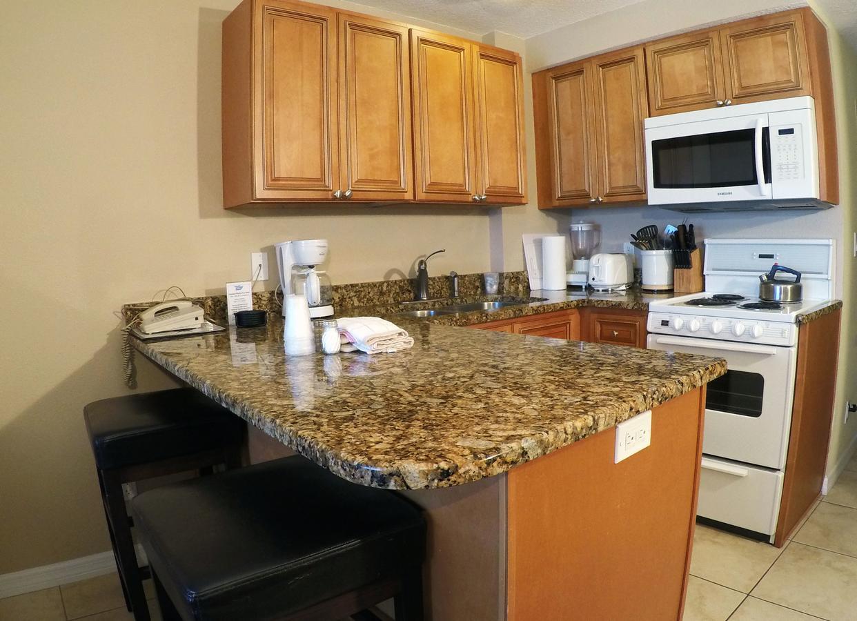 Island Gulf Resort St. Pete Beach Eksteriør billede